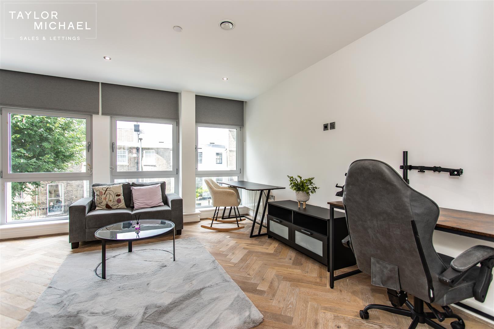 Kitchen / Dining & Living Room